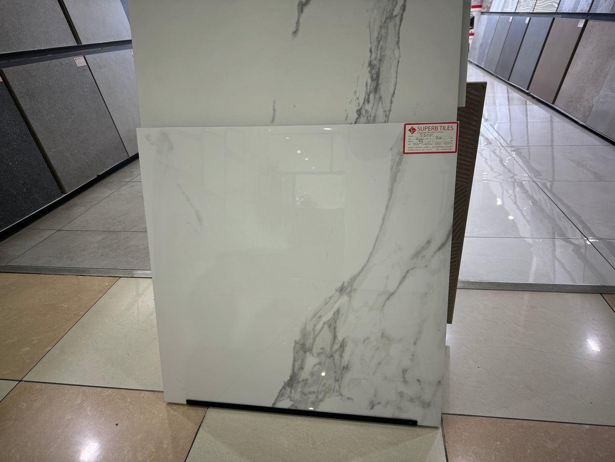 CARRARA GLAZED GLOSS 600x600