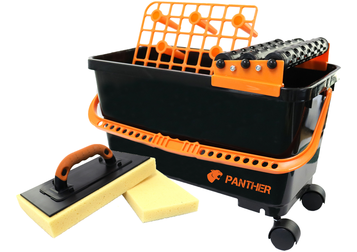 Panther 23L grout clean up system with tri-roller