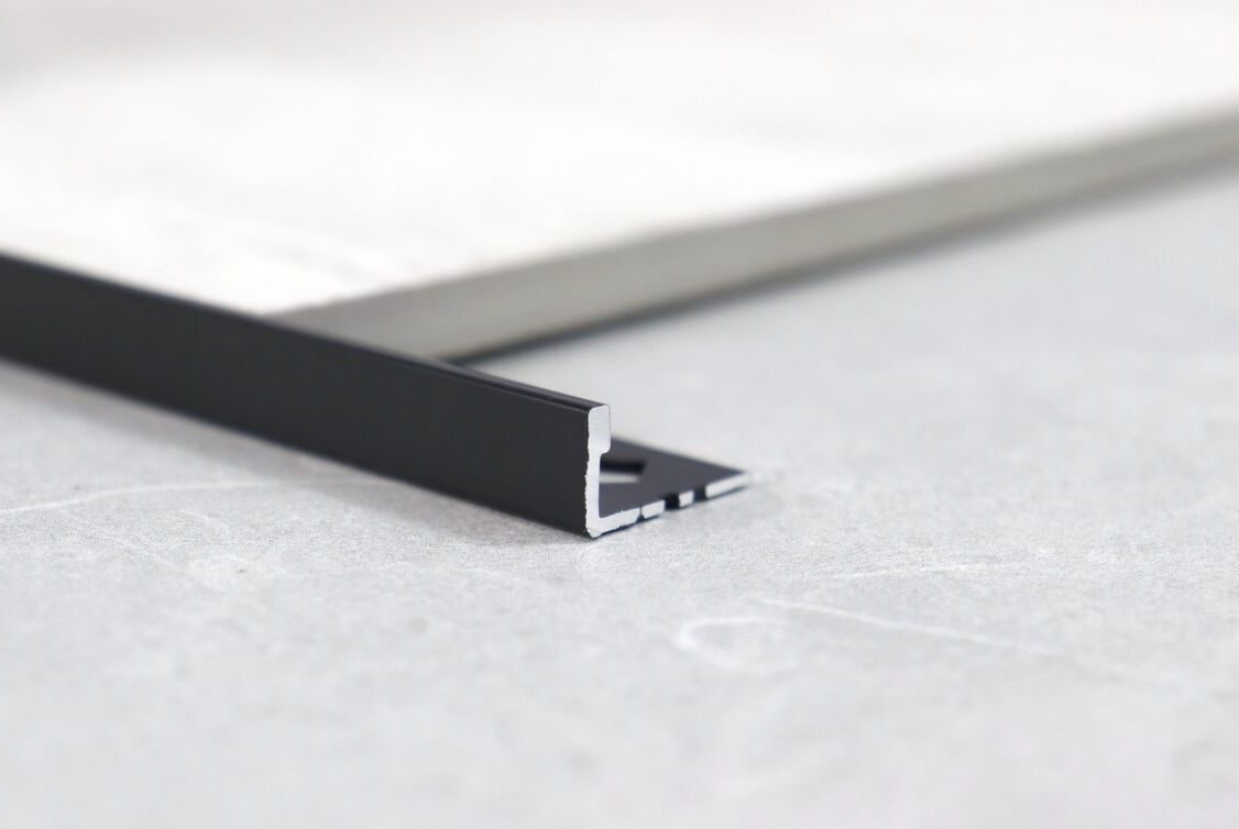 TRIMS - L SHAPE ALUMINIUM 3M - MATT BLACK