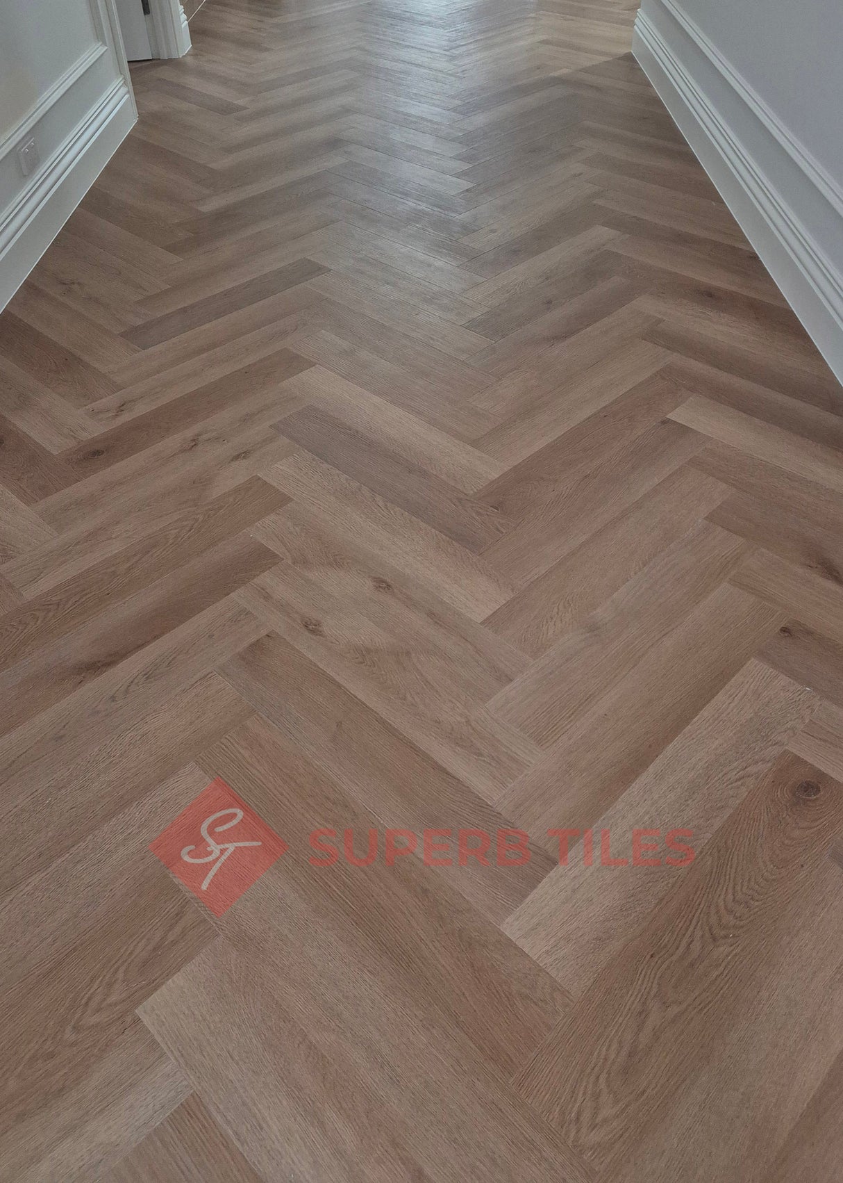 HERRINGBONE NATURAL OAK HYBRID - TP65301H