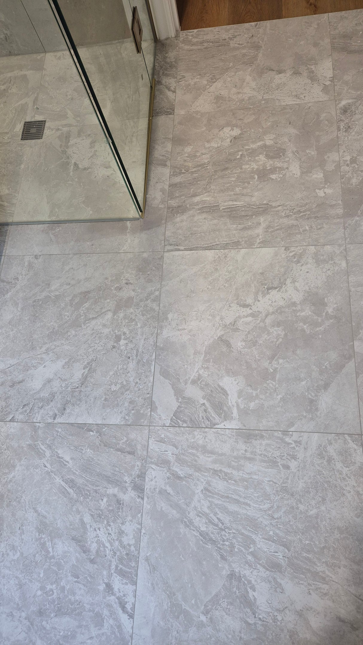 TUANA SILVER NATURAL 600x600